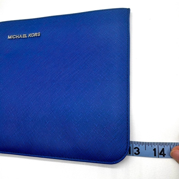 Michael Kors 13”x 8” sleeve for Laptop, iPad, or Tablet in blue - Picture 3 of 5